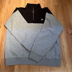 TNA 1/4 Zip Sweatshirt